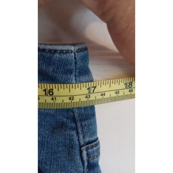 Christopher and Banks Women's High Rise Crop Jeans Size 12 - Picture 4 of 6